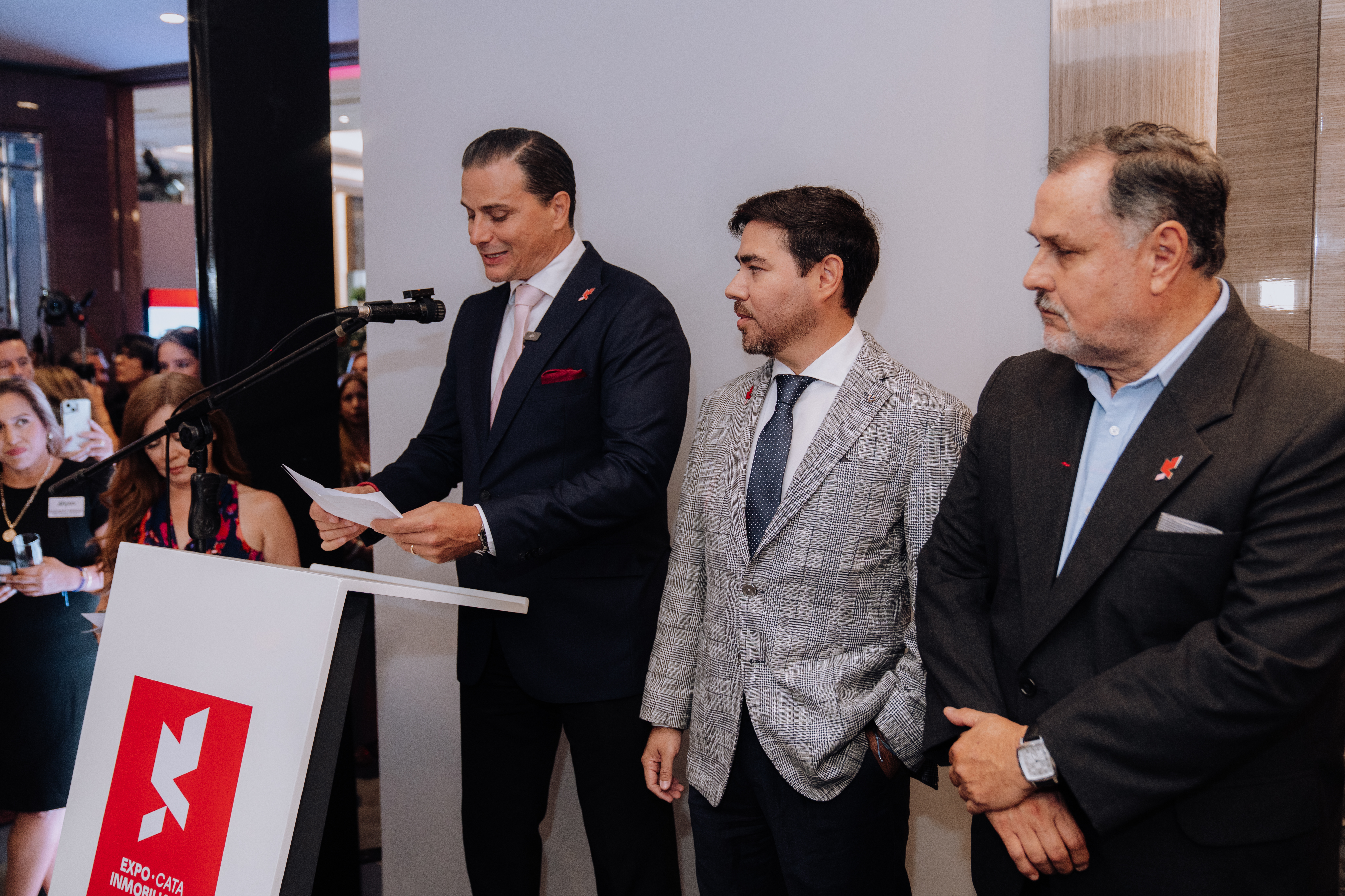 expo-cata-inmobiliaria-2025-geobienes-angel-fuentes-18